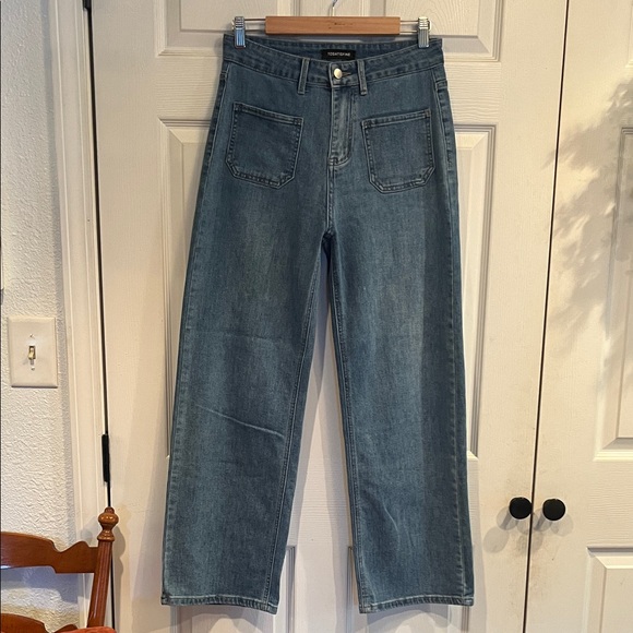 Tosatisfine Denim - Stylish high rise wide leg Jeans